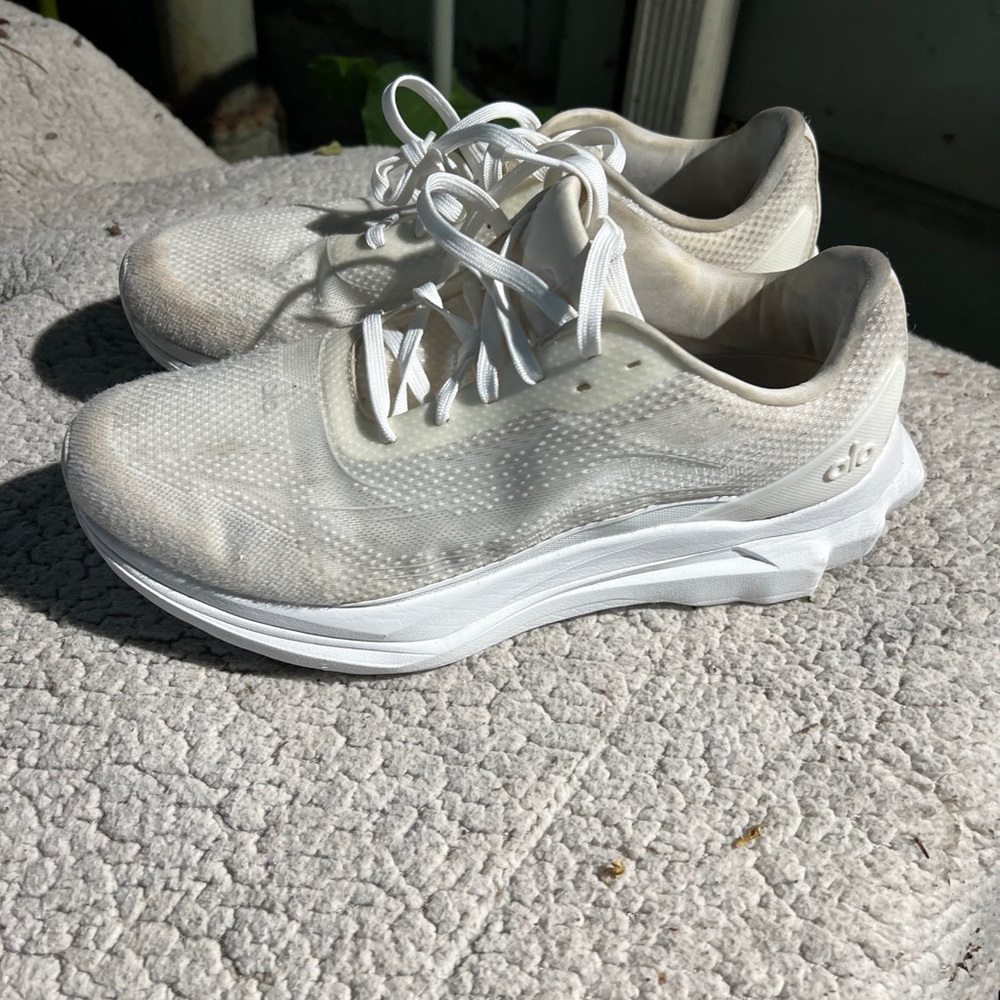 Alo White Athletic running Sneakers